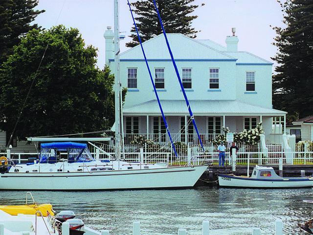 Oscars Waterfront Boutique Hotel Port Fairy Exterior photo